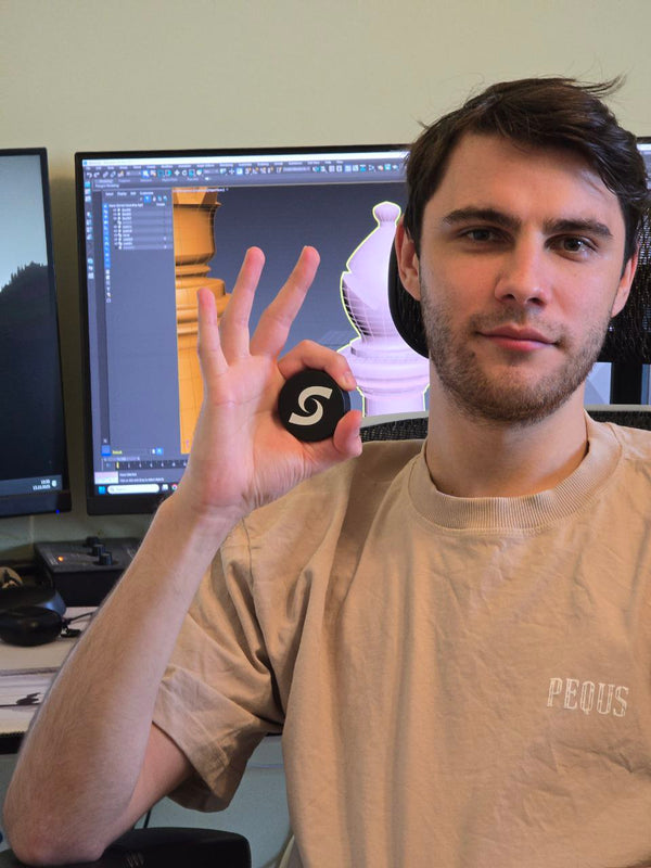 Bob, 25 - Software Engineer